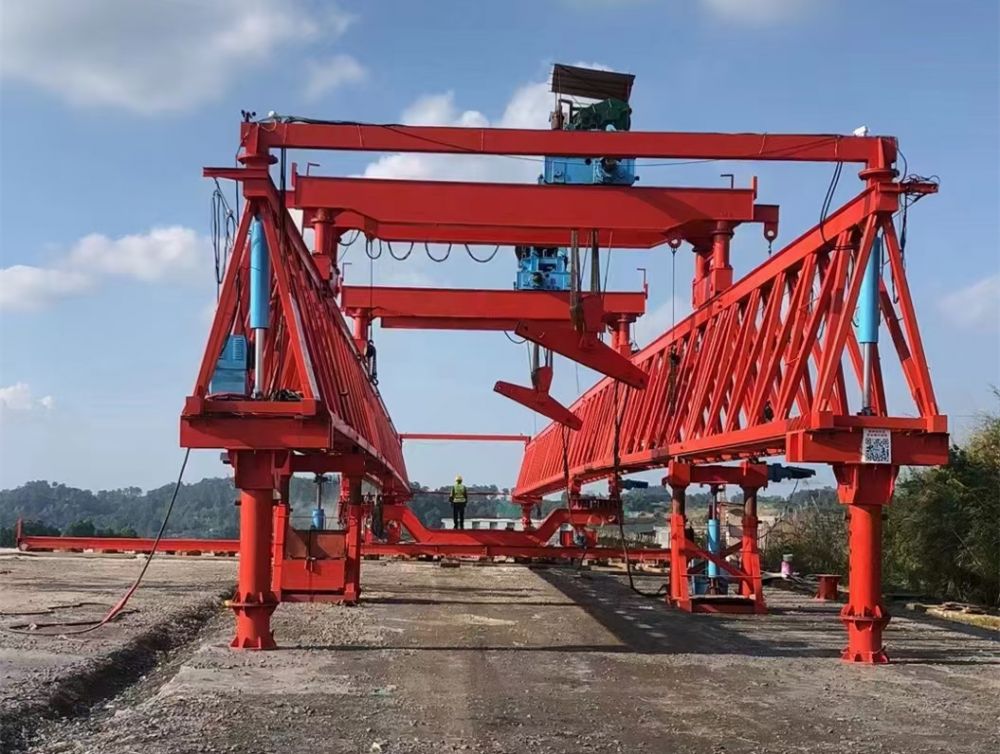 河南架橋機(jī)廠家、型號、參數(shù)、價格、架橋機(jī)安裝搬遷移裝、修理維修