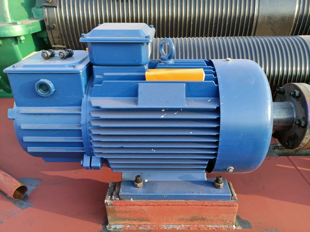 YZR系列起重電機(jī)、起重馬達(dá)、無(wú)錫新大力電動(dòng)機(jī)