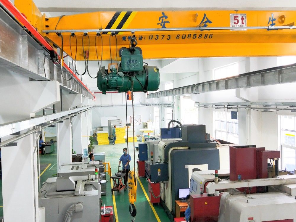 起重機(jī)廠家產(chǎn)地、品牌、電動(dòng)單梁起重機(jī)設(shè)計(jì)制造、安裝維修