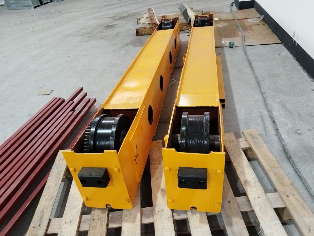 起重機(jī)端梁、LDA/LH起重機(jī)端梁、大車運(yùn)行車輪組機(jī)構(gòu)
