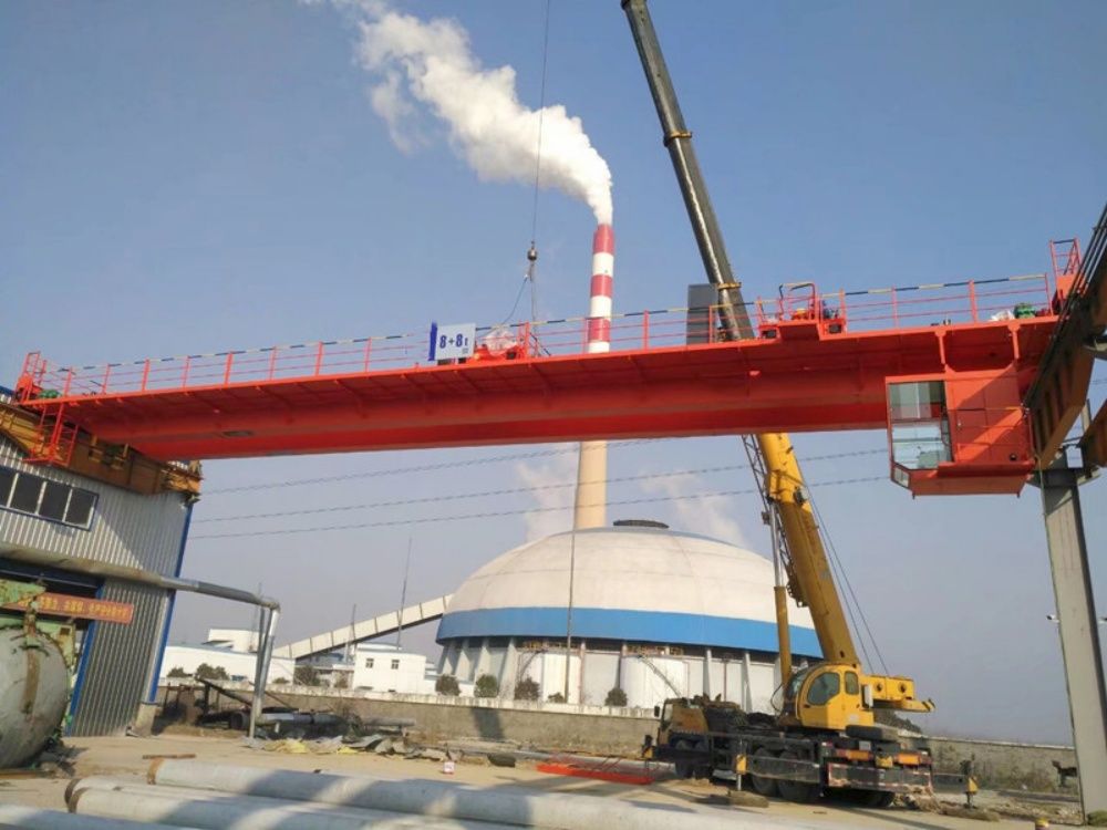 湖南長(zhǎng)沙起重機(jī)廠家、QE型雙小車(chē)雙吊鉤橋式起重機(jī)、雙鉤行車(chē)
