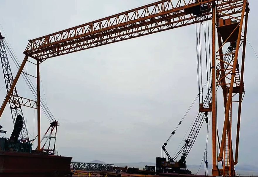 MG桁架雙梁門式起重機、提梁機、路橋門機廠家、產地、價格報價