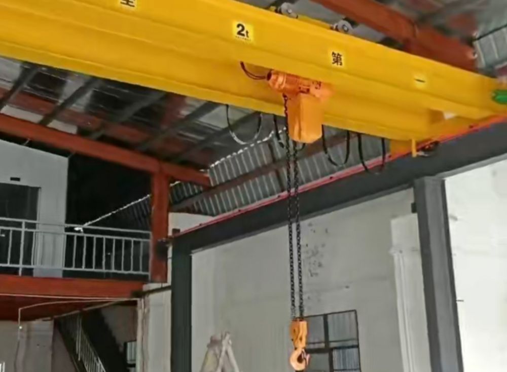電動(dòng)葫蘆橋式起重機(jī)、雙梁吊機(jī)、天車制造安裝維修