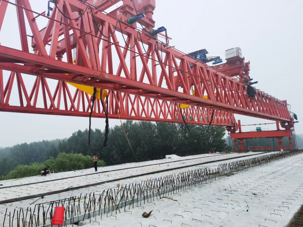 山東提梁機(jī)、鐵山架橋機(jī)-山東東營起重機(jī)廠家銷售