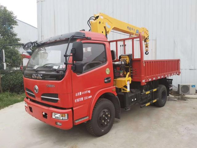隨車吊、汽車起重機(jī)維修保養(yǎng)十大禁忌事項(xiàng)
