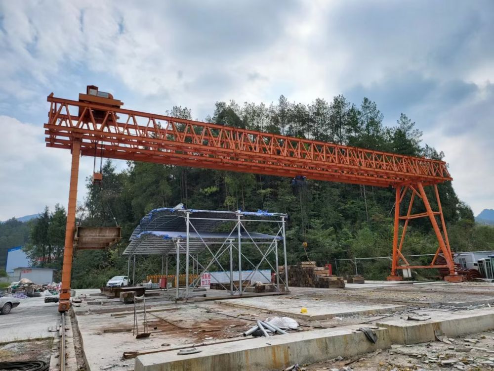 提梁機(jī)、梁場龍門吊、MG桁架門式起重機(jī)