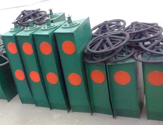 門式起重機手動夾軌器抗風(fēng)防滑機理