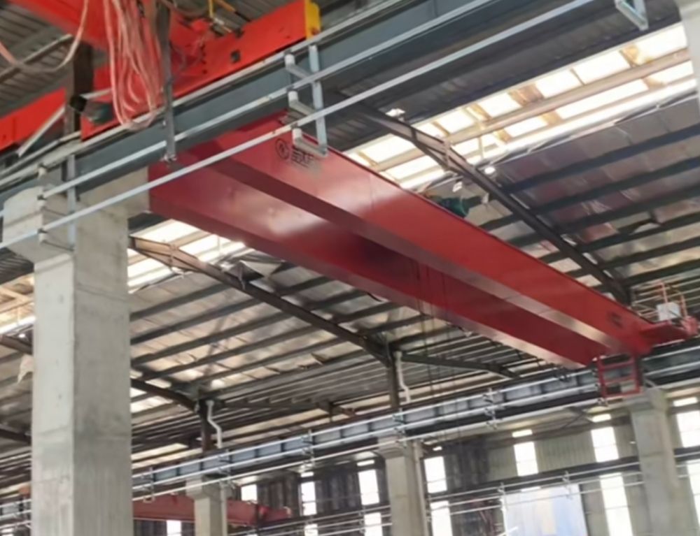 LH型電動葫蘆雙梁橋式起重機(jī)