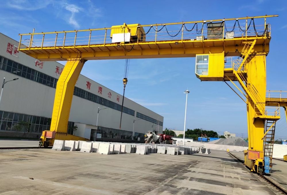 MDG型電動(dòng)單梁門式起重機(jī)、L型小車偏掛吊鉤龍門吊