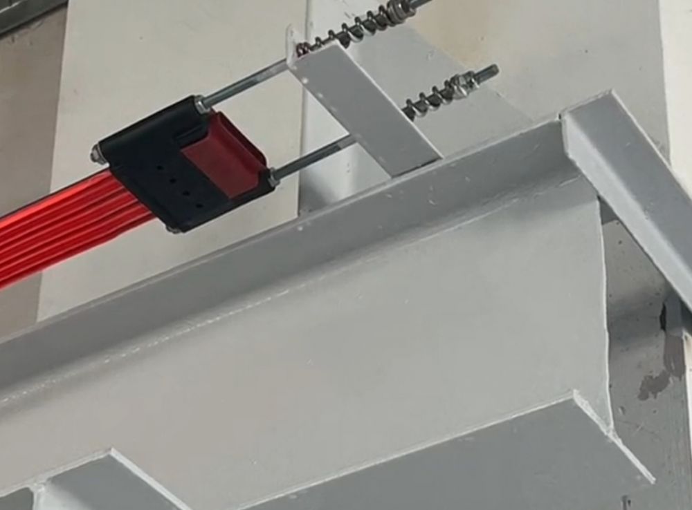 無接縫滑觸線、安全滑導(dǎo)線電軌、拉緊器廠家、價格