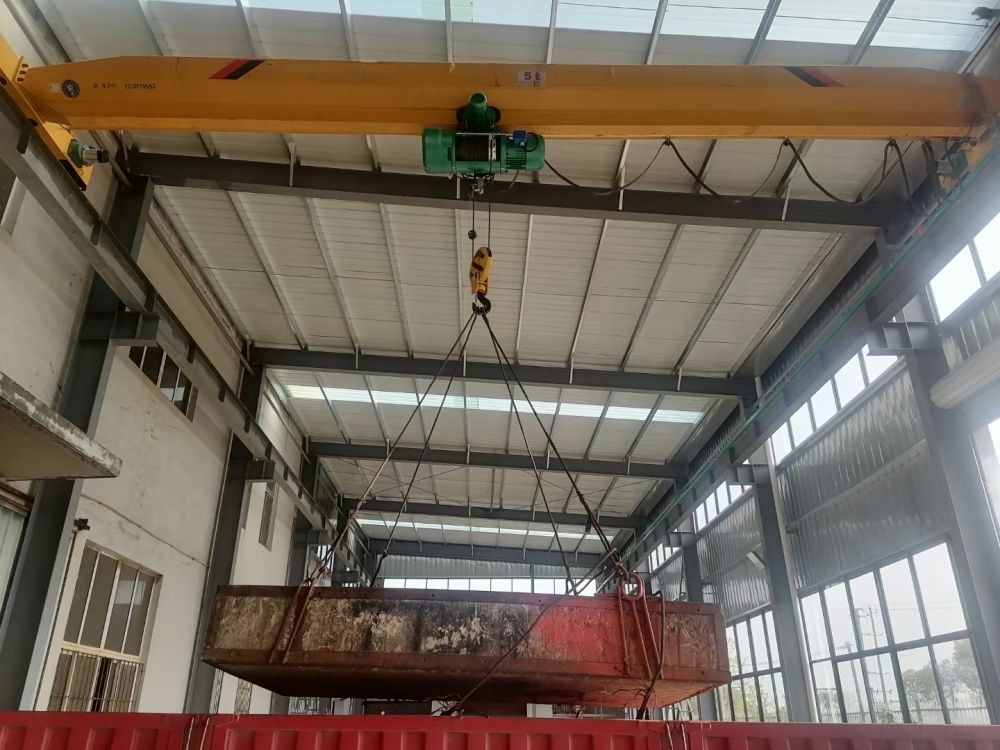 重慶LDA型1～30噸電動單梁起重機