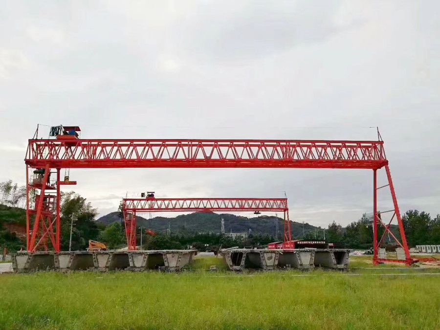 河南起重機(jī)械廠家包頭龍門吊直銷、提梁機(jī)、門式起重機(jī)