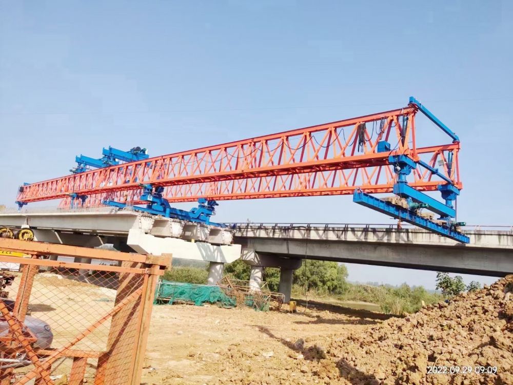 公路架橋機(jī)、鐵路架橋機(jī)、架橋機(jī)廠家生產(chǎn)制造銷售、安裝租賃、維修