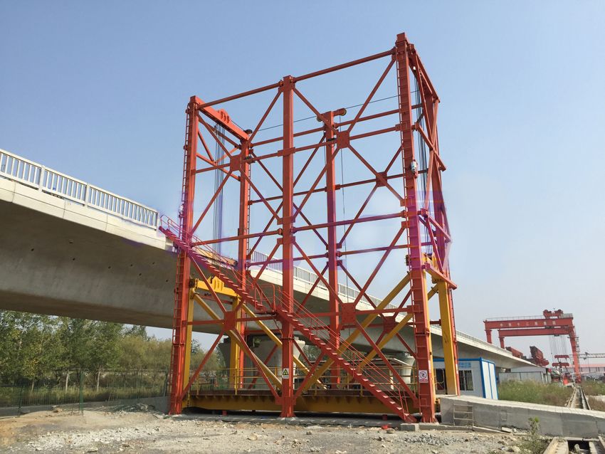 路橋起重機(jī)械、混凝土罐車(chē)提升機(jī)