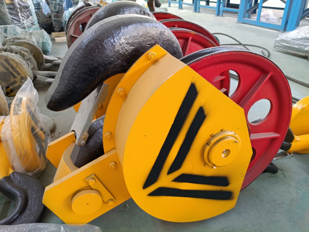 起重機(jī)吊鉤、行車大鉤、吊鉤廠家品牌、型號(hào)參數(shù)、價(jià)格報(bào)價(jià)