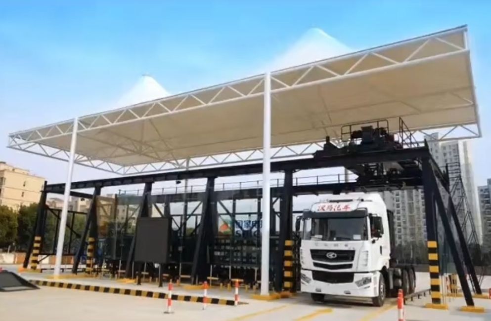 新能源換電起重機(jī)、重卡換電起重機(jī)、換電天車、吊機(jī)