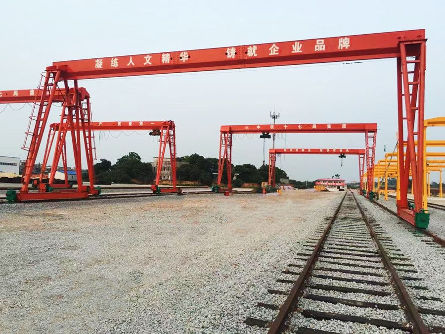 河南龍門吊、MH型電動(dòng)單梁門式起重機(jī)廠家制造、安裝維修