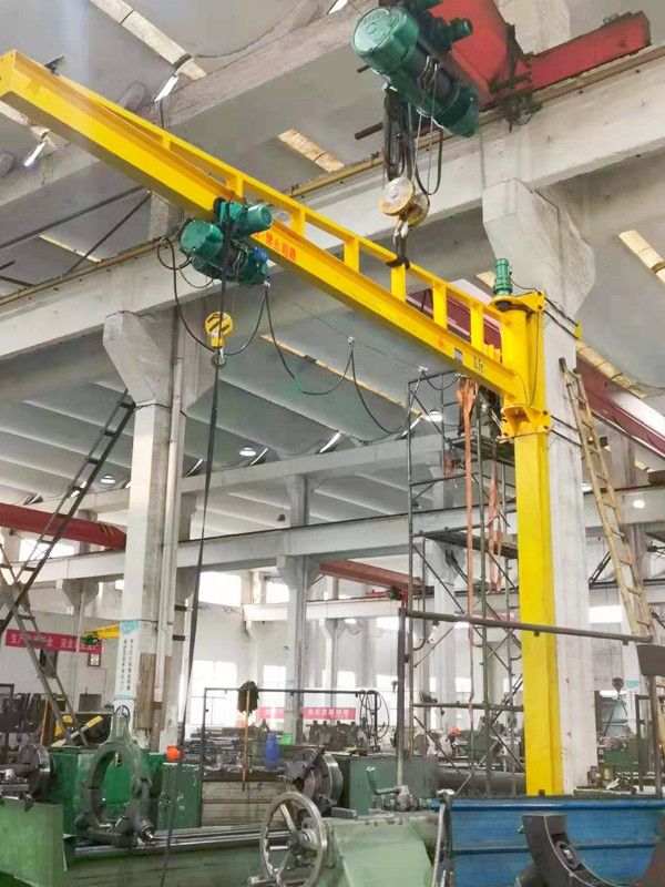 定柱式懸臂起重機.jpg