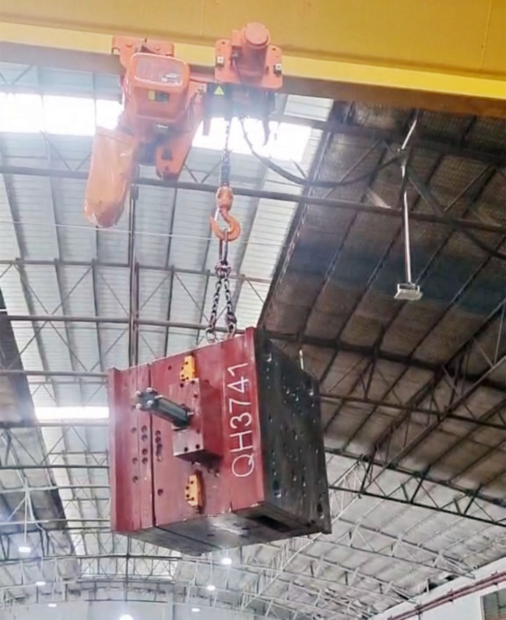低凈空環(huán)鏈葫蘆.jpg