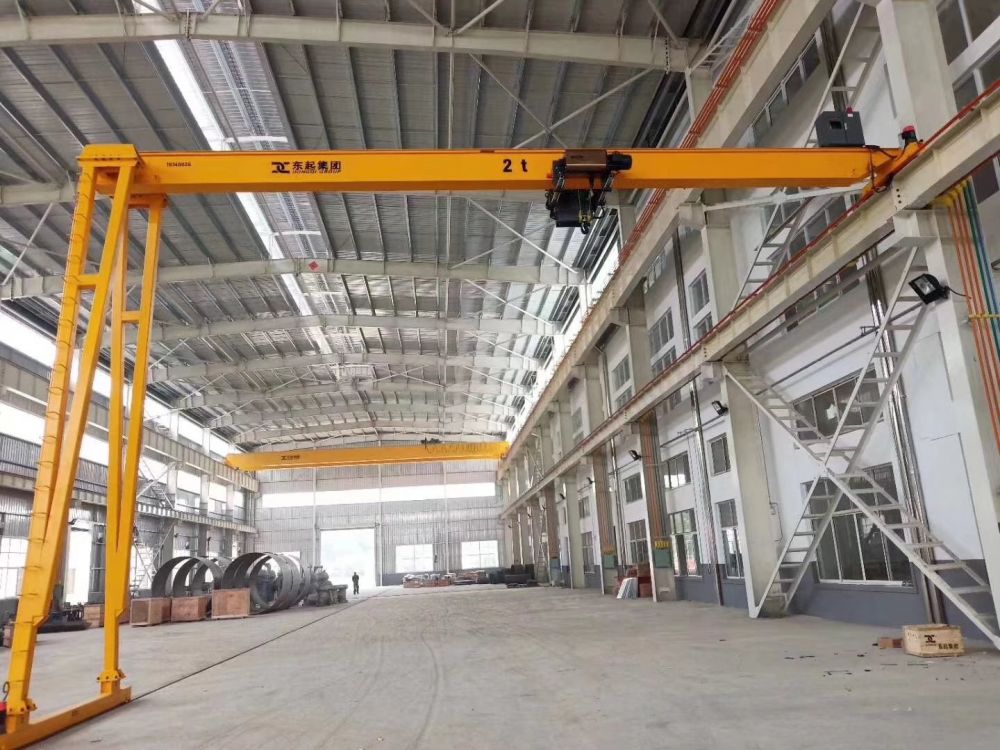 龍門吊門式起重機(jī)廠家、型號參數(shù)、半腿門式起重機(jī)設(shè)計制造、安裝維修