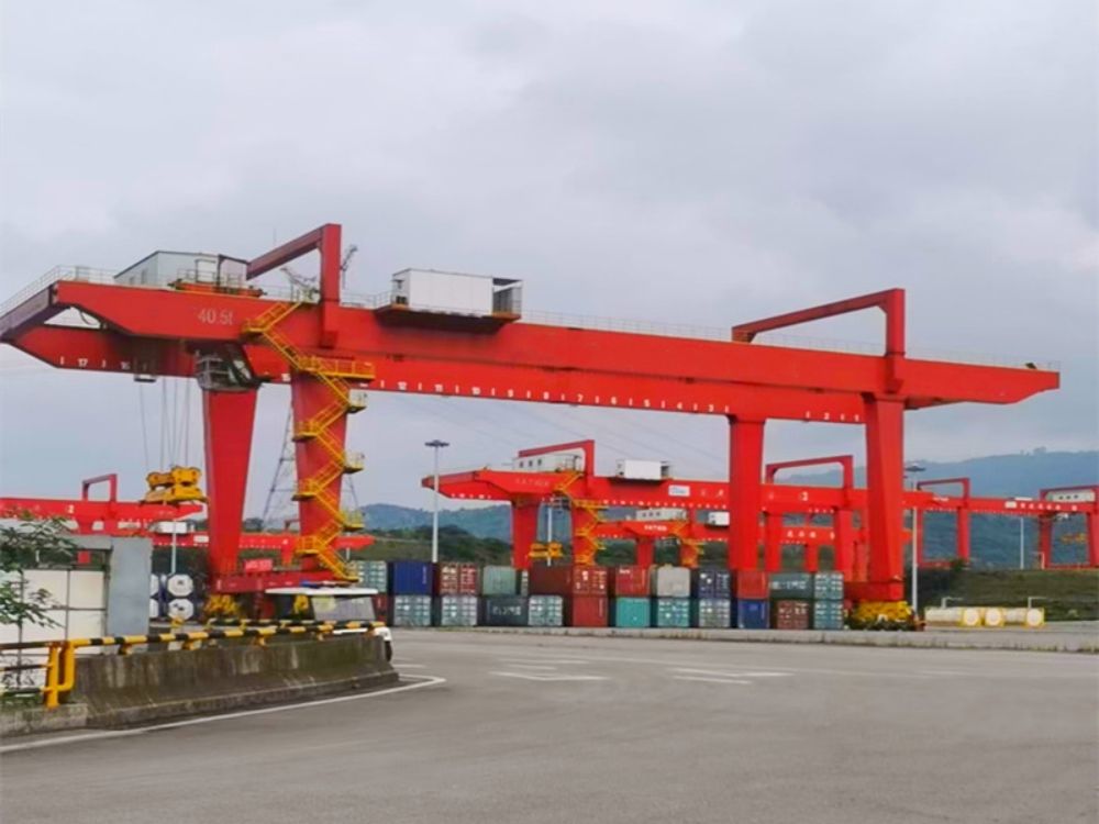集裝箱門式起重機(jī)、港口門式起重機(jī)、港口集裝箱龍門吊