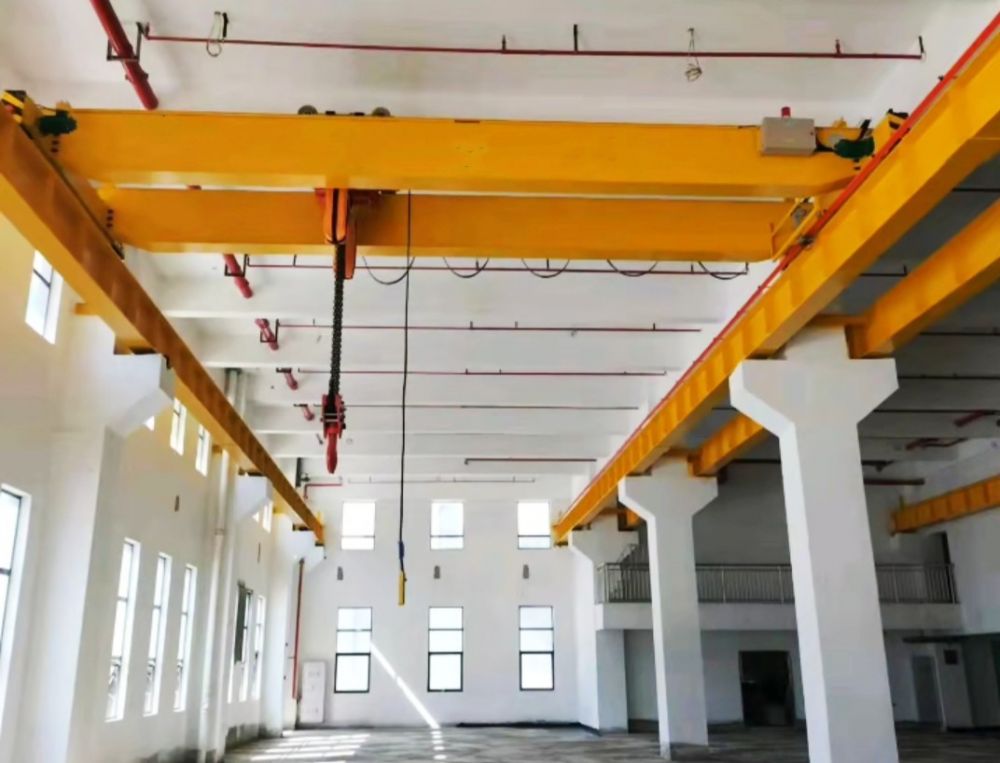 西安起重機(jī)廠家品牌、LH型電動(dòng)葫蘆雙梁橋式起重機(jī)