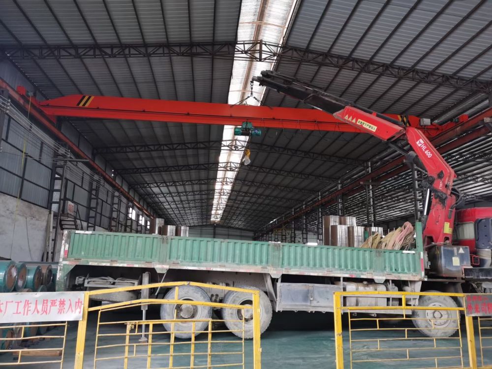 起重機廠家、電動單梁起重機生產(chǎn)制造、安裝維修