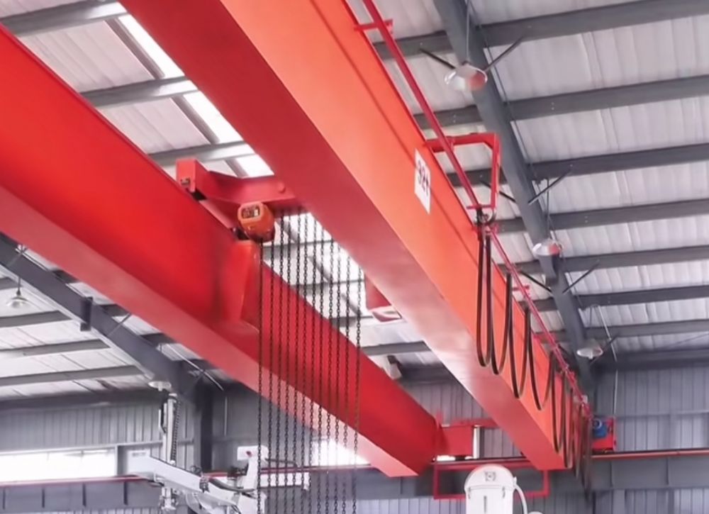 陜西起重機(jī)廠家報(bào)價(jià)、LH型電動(dòng)葫蘆雙梁起重機(jī)、行吊