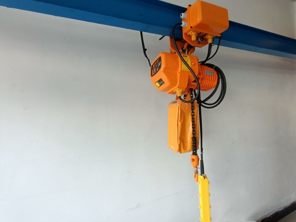 電動小車運行式環(huán)鏈葫蘆、臺州博能起重機械設(shè)備有限公司