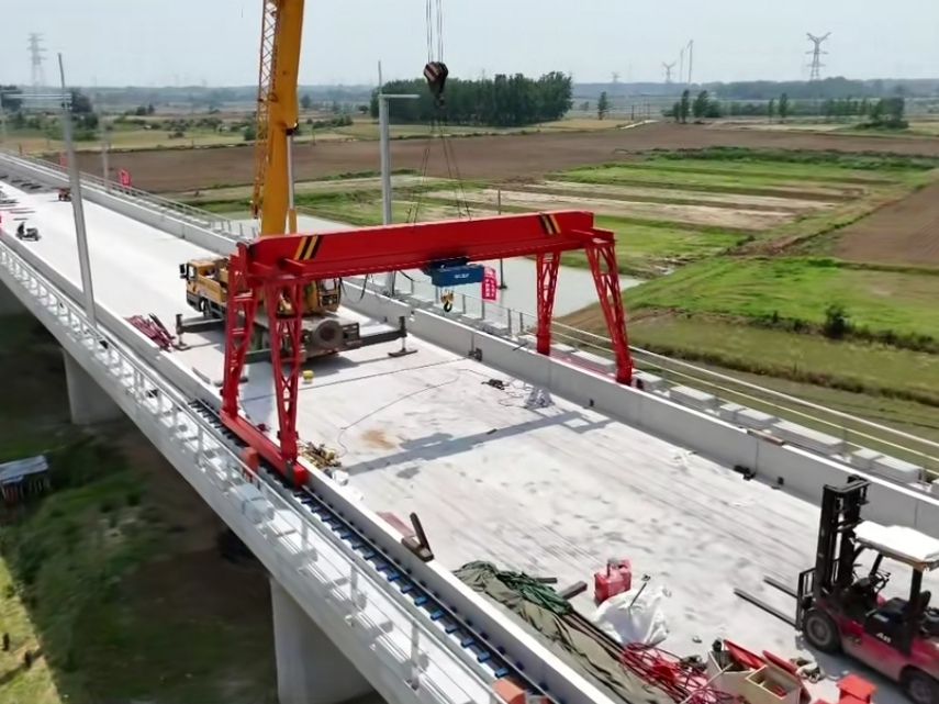 廣東門式起重機(jī)、電動(dòng)單梁龍門吊廠家報(bào)價(jià)