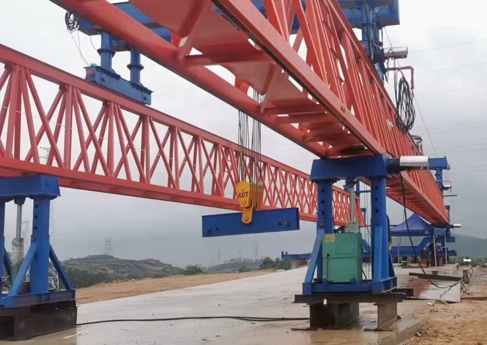 公路鐵路高鐵架橋機(jī)、架橋機(jī)租賃出租、搬遷移裝