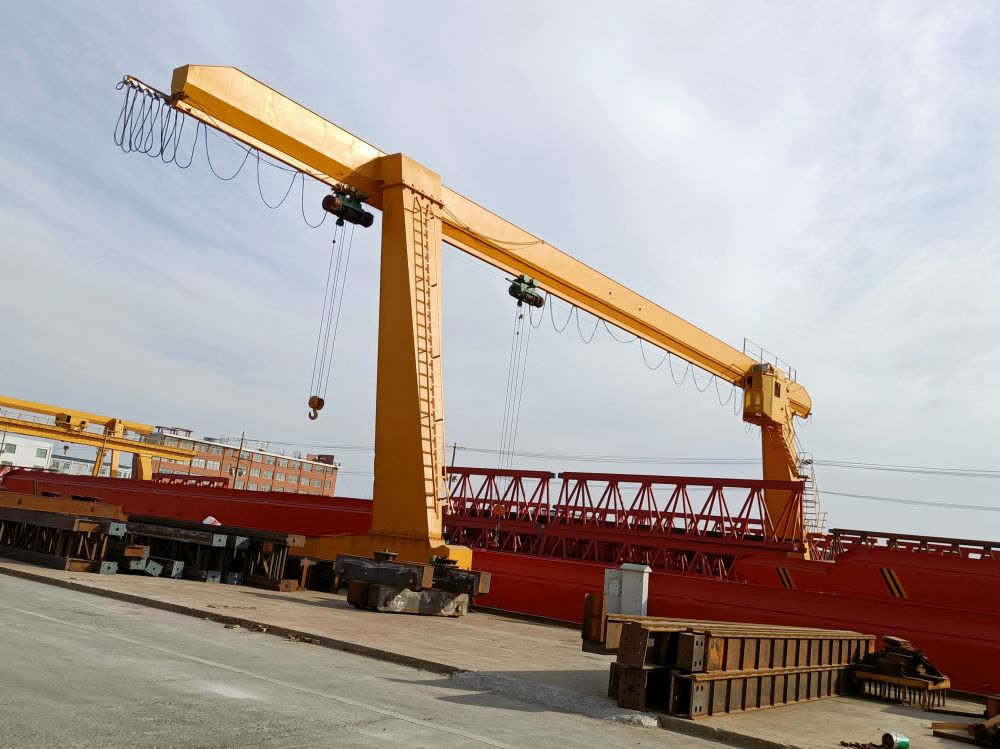 門式起重機(jī)、龍門吊廠家、型號(hào)、單梁門式起重機(jī)設(shè)計(jì)制造、安裝維修