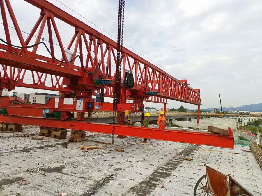 蘭州架橋機(jī)、蘭州路橋起重設(shè)備供貨安裝、租賃回收