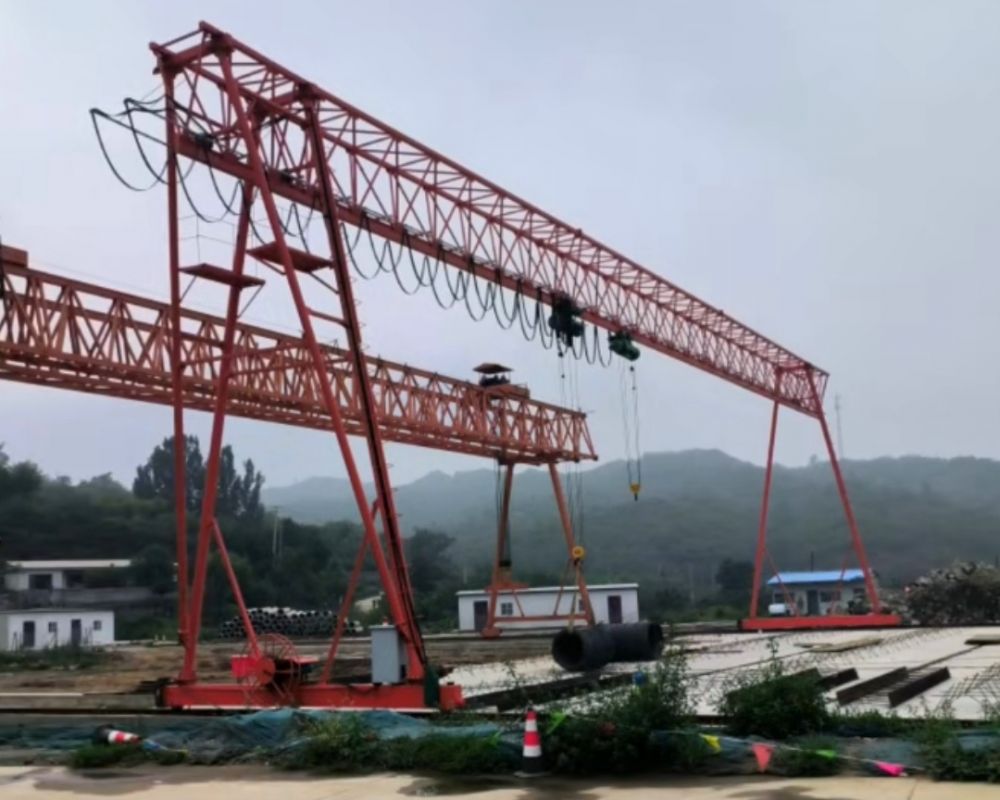 單雙梁門式起重機(jī)、工程龍門吊、桁架式門機(jī)-長(zhǎng)城起重