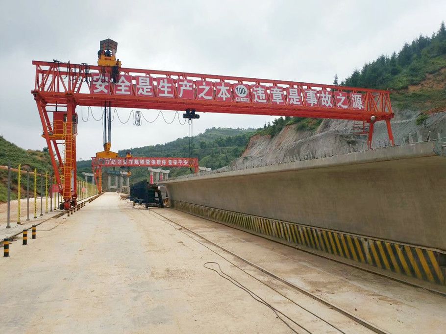 惠州龍門吊廠家銷售，MG型電動雙梁門式起重機