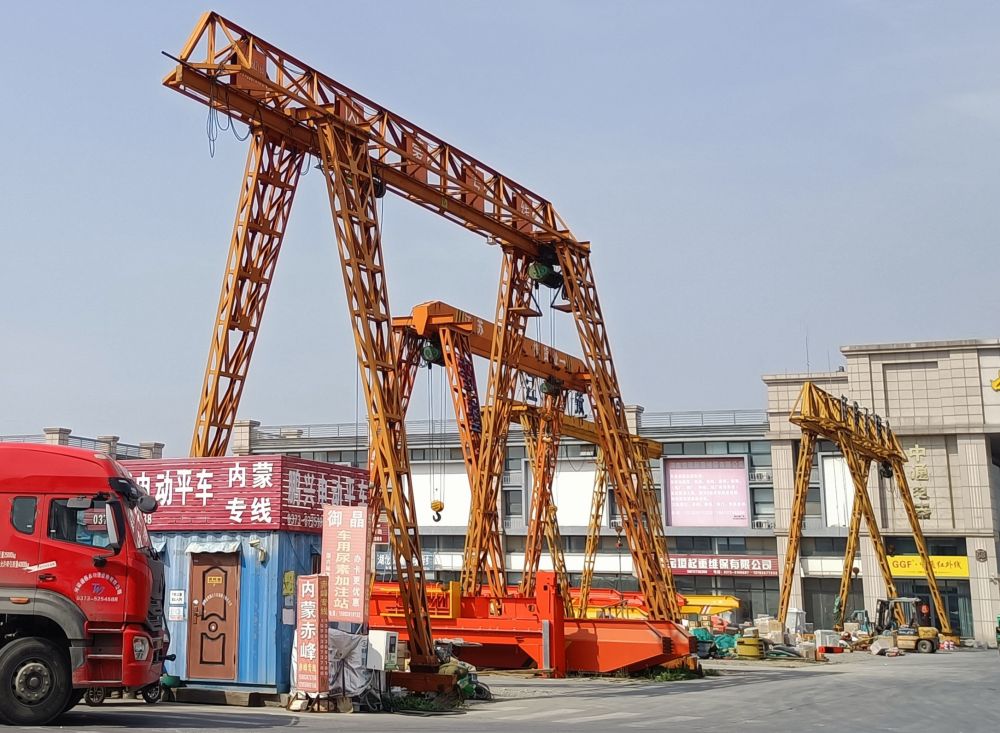 黔南州龍門吊、MH型電動(dòng)葫蘆單梁門式起重機(jī)廠家銷售