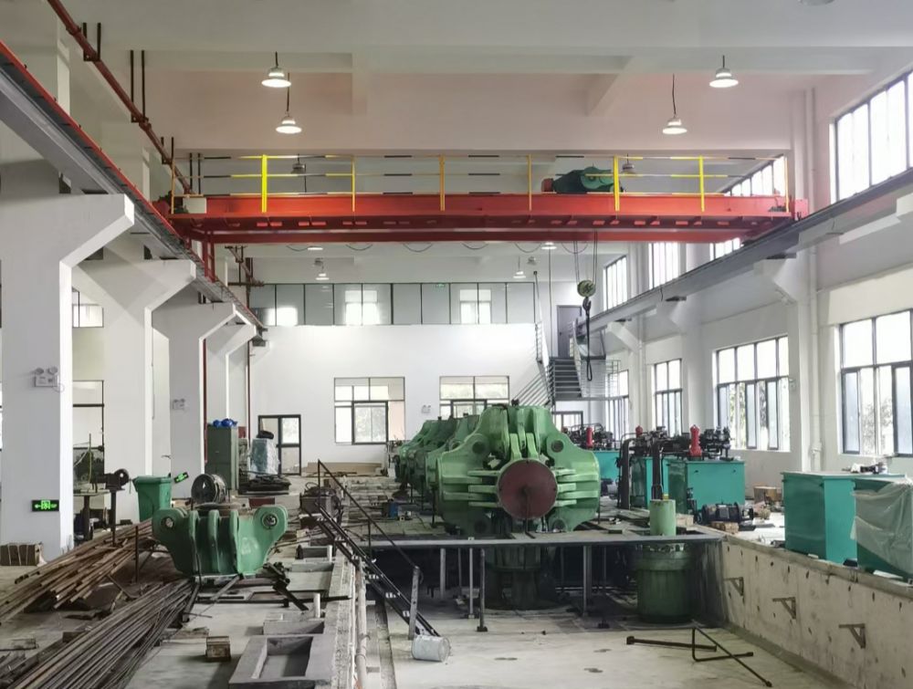 LH型電動(dòng)葫蘆雙梁橋式起重機(jī)、葫蘆雙梁天車(chē)、吊機(jī)