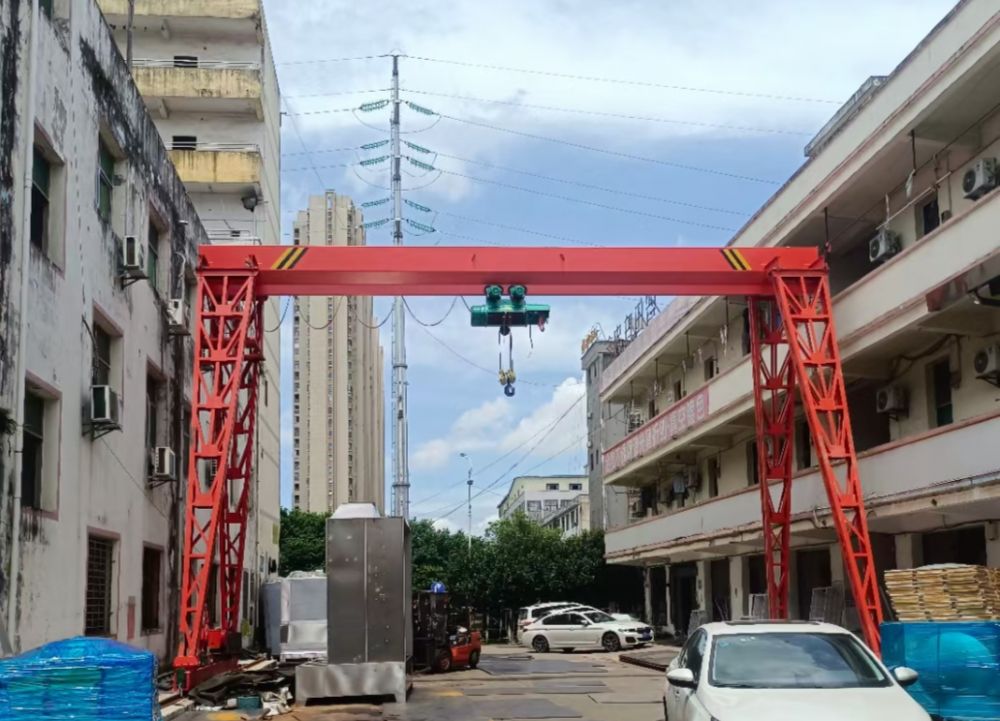 MH型電動(dòng)葫蘆單梁門式起重機(jī)、MH型單梁龍門吊