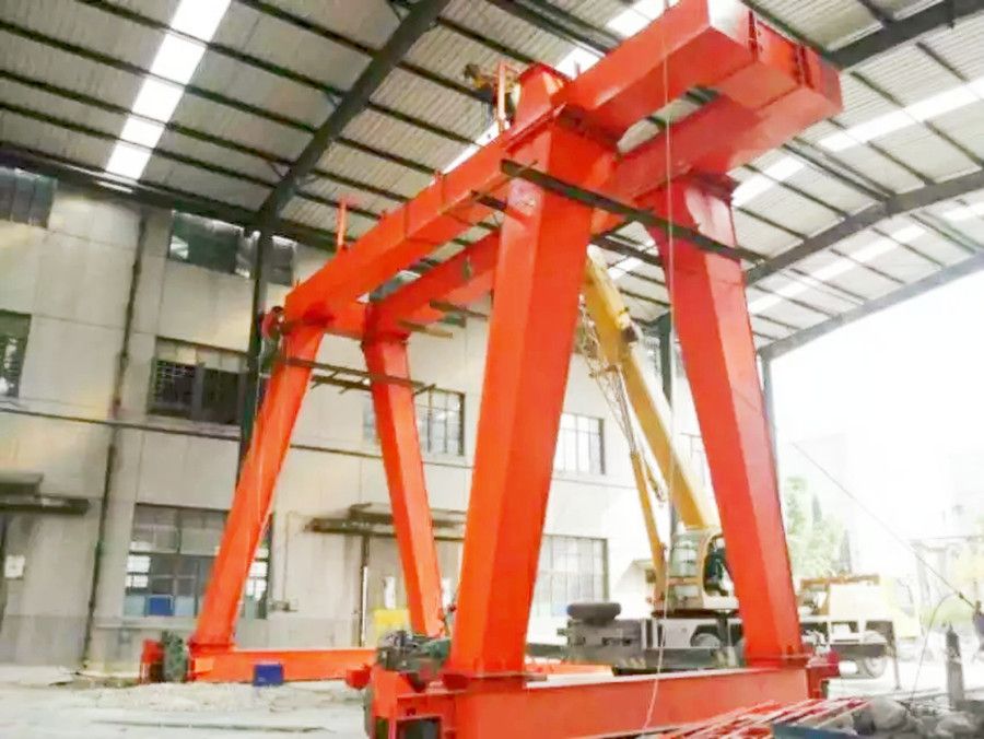 商丘雙梁龍門吊、MG型電動(dòng)雙梁門式起重機(jī)