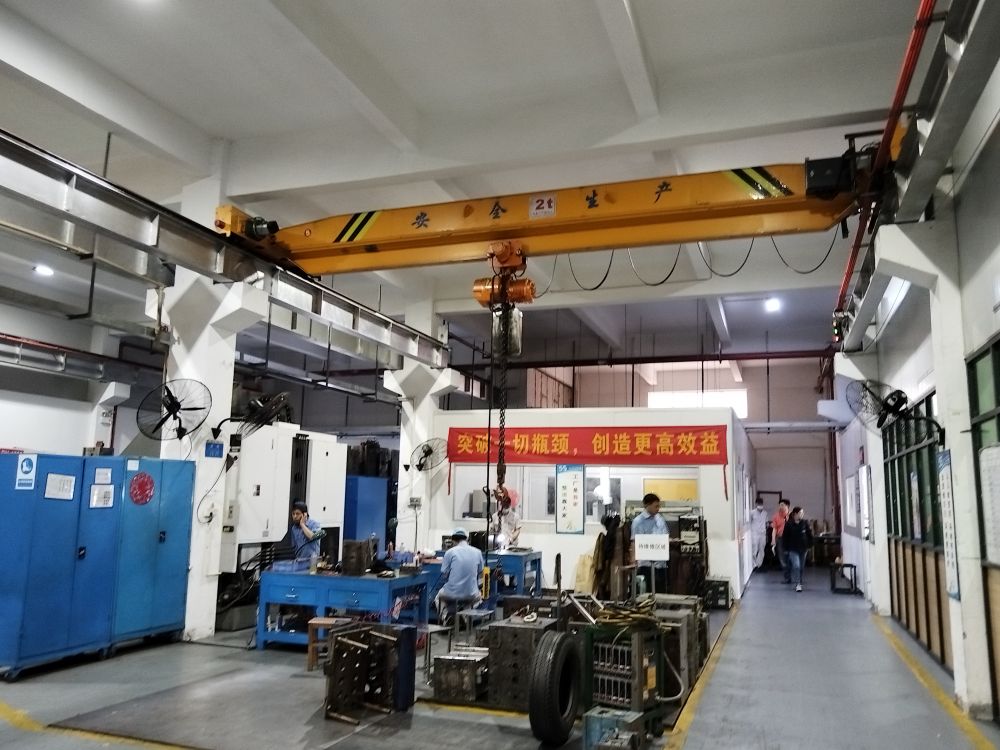 浙江臺(tái)州起重機(jī)、LDA型1~30噸電動(dòng)單梁起重機(jī)