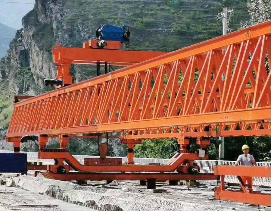安徽工程起重機械、架橋機、制梁場龍門吊