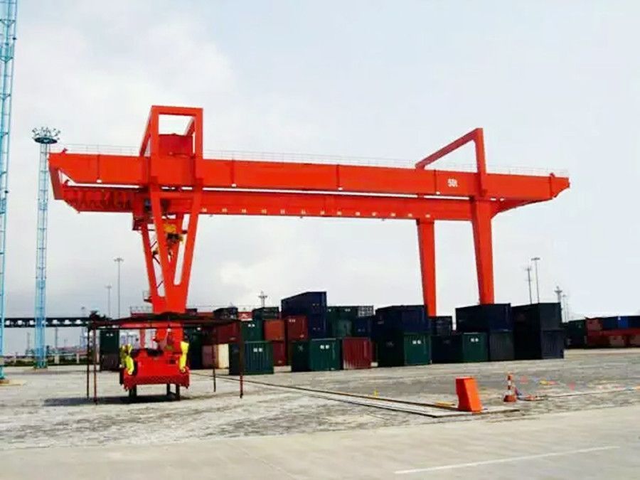 營口起重機、營口龍門吊、營口集裝箱門式起重機
