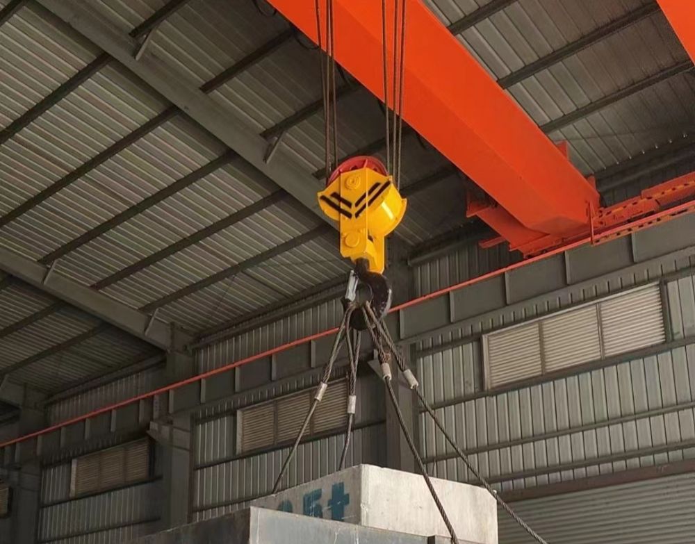 雙梁起重機吊鉤、起重吊鉤、行車大鉤生產(chǎn)廠家、出廠價格