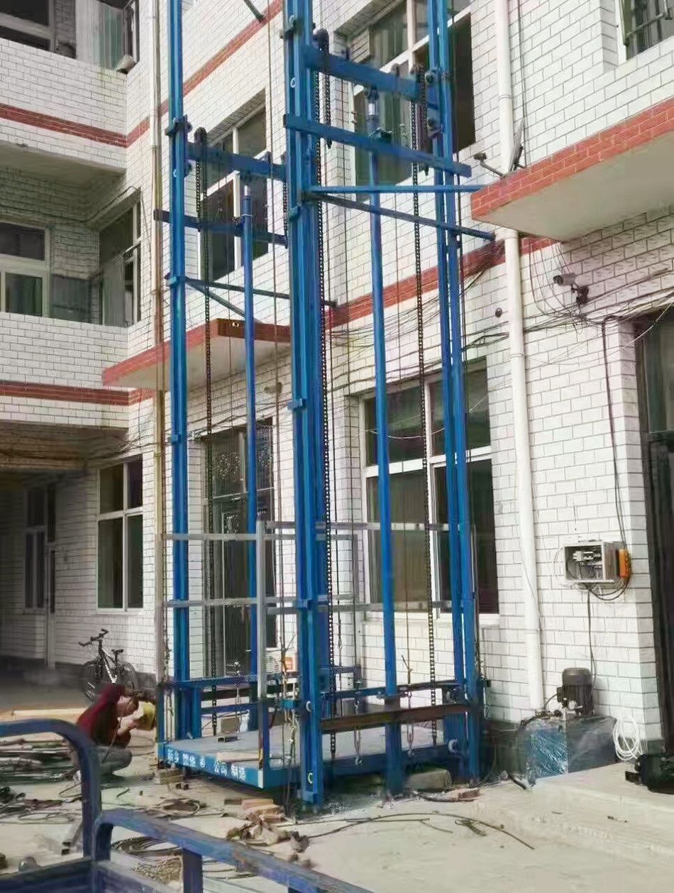 達(dá)州市鏈條導(dǎo)軌升降機(jī)、升降貨梯、液壓提升機(jī)廠家銷售