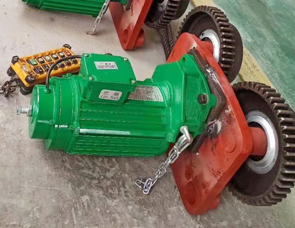 南昌市三合一電動機、天車運行端梁馬達(dá)廠家批發(fā)