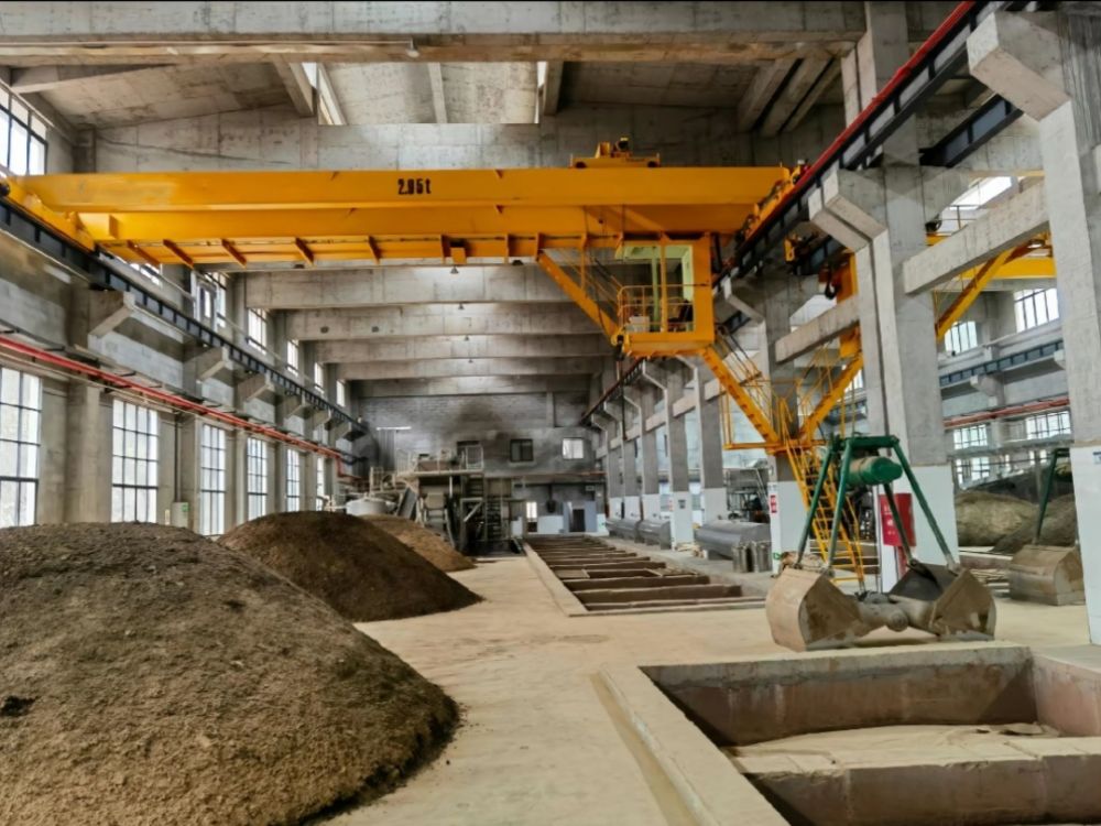 貴州起重機(jī)、釀造抓斗起重機(jī)、酒廠用抓斗橋式起重機(jī)