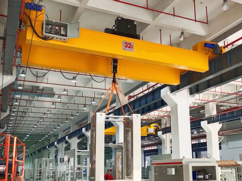 LH型電動葫蘆雙梁橋式起重機，解決牛腿上面空間較矮的安裝問題