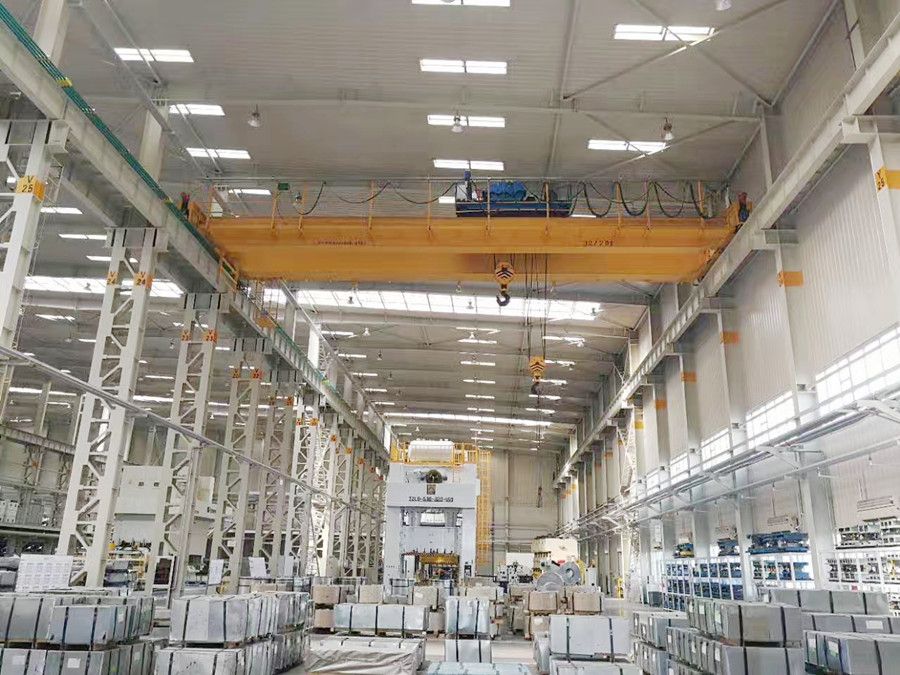 長(zhǎng)沙起重機(jī)、橋式起重機(jī)-QD型變頻調(diào)速起重機(jī)