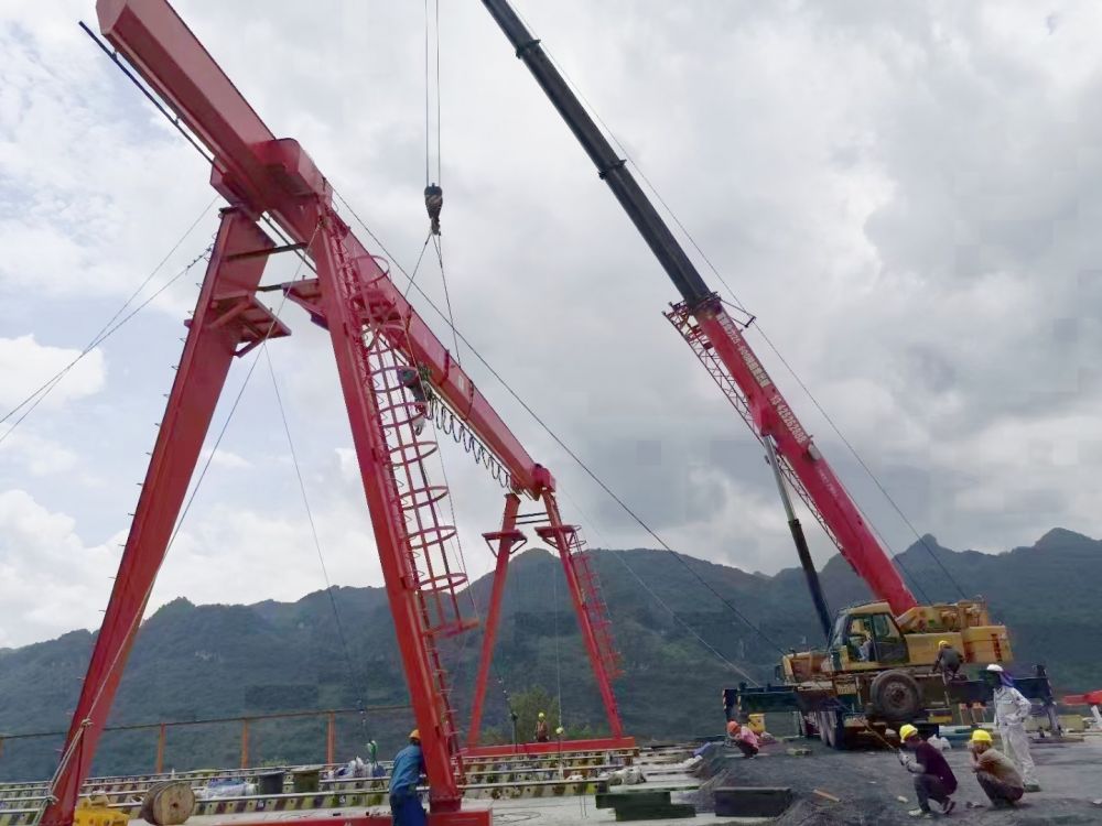 MH型電動葫蘆門式起重機(jī)、龍門吊生產(chǎn)制造廠家服務(wù)、衛(wèi)華起重機(jī)