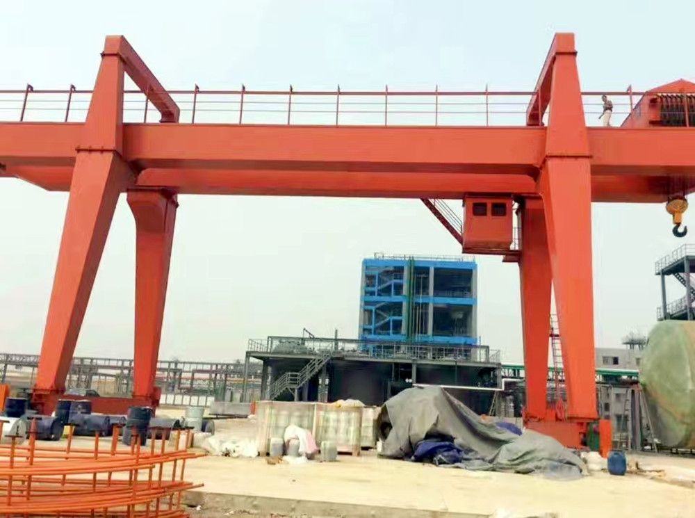 山東門式起重機(jī)、聊城市雙梁龍門吊廠家銷售安裝告知